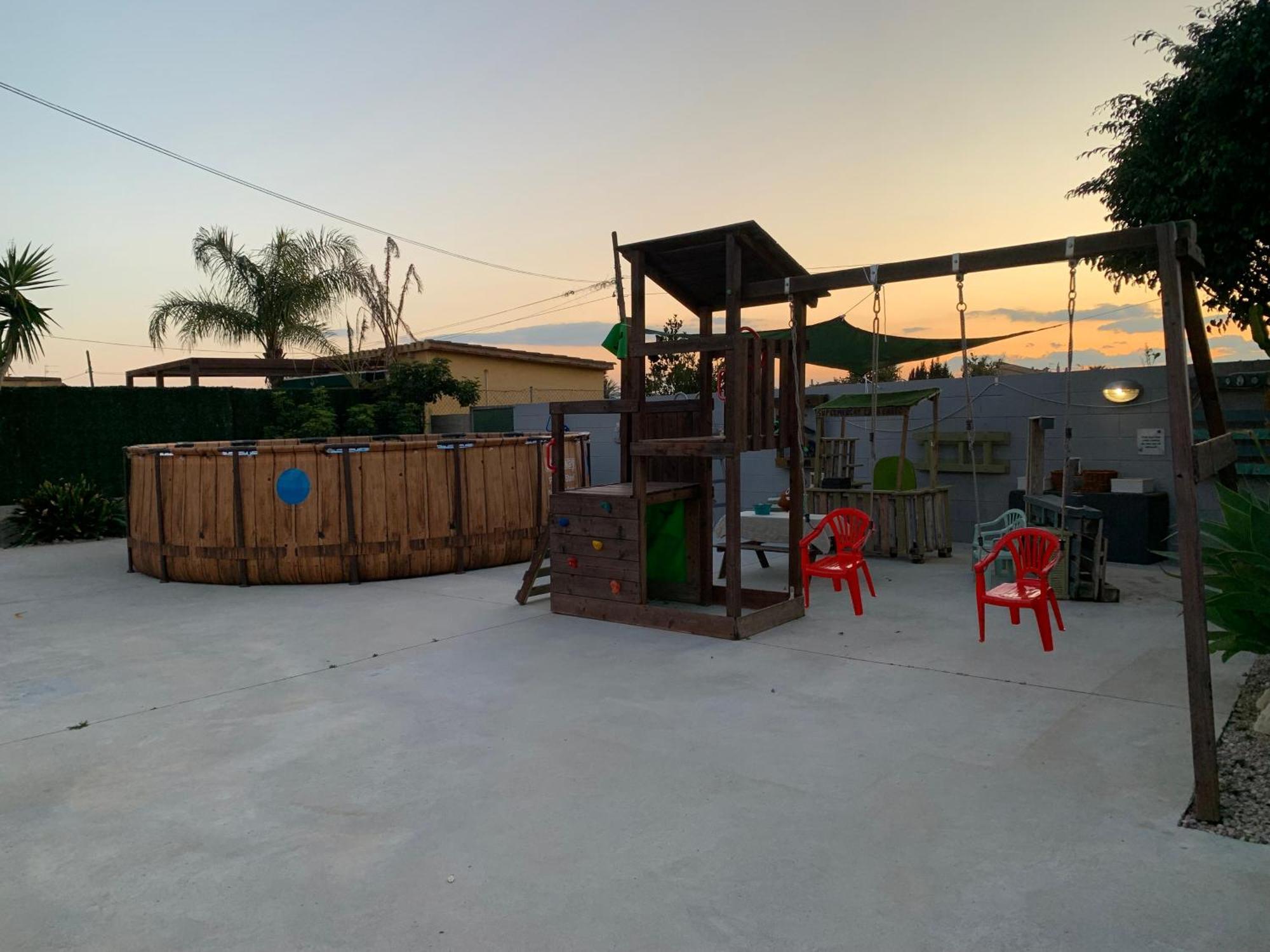 Casa Enric , Con Zona Infantil, Piscina Y Parking Privado Vendégház Deltebre Kültér fotó